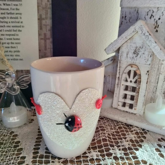 Ceramic mug with handmade knitted hot or iced cup sleeve - Picture 1 of 2